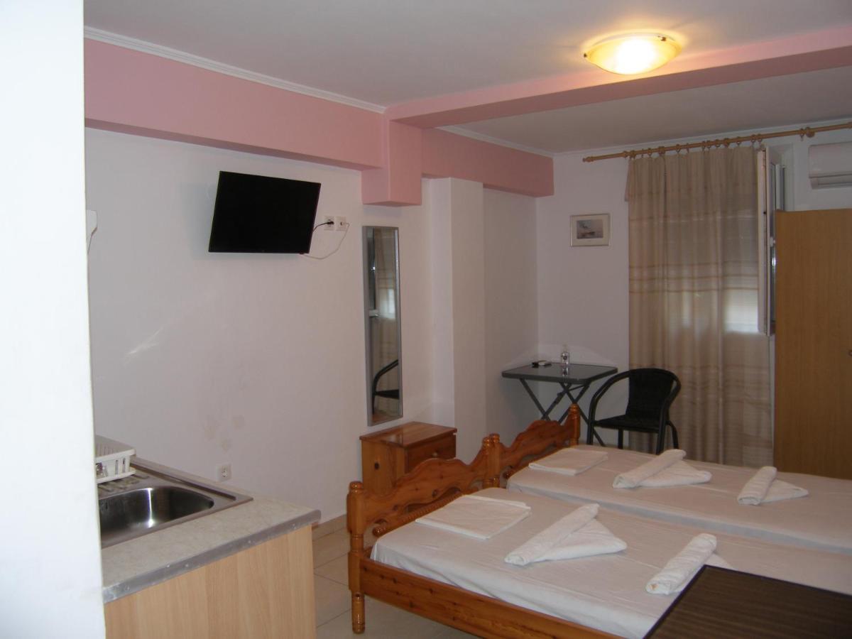 Efi Apartments ミリナ エクステリア 写真